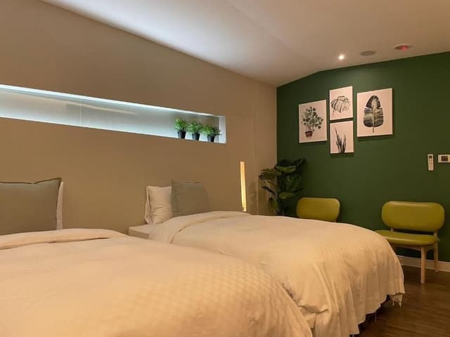 Superior Twin Room, 2 Twin Beds (H801)