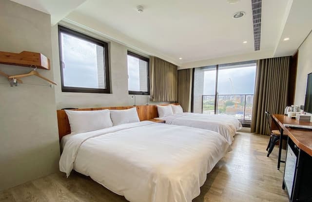 Standard Quadruple Room with Parking Coupon