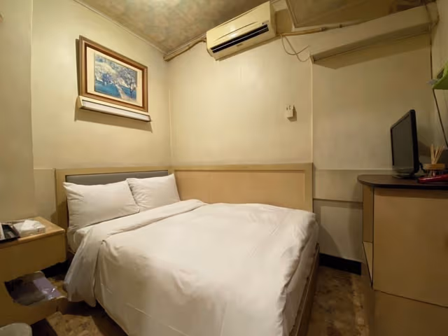 Economy Single Room