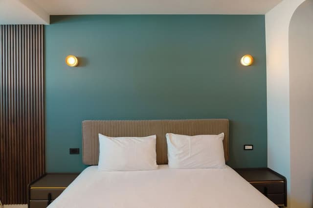 Elite Double Room (102)