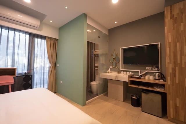 Quadruple Room, Garden View (103)