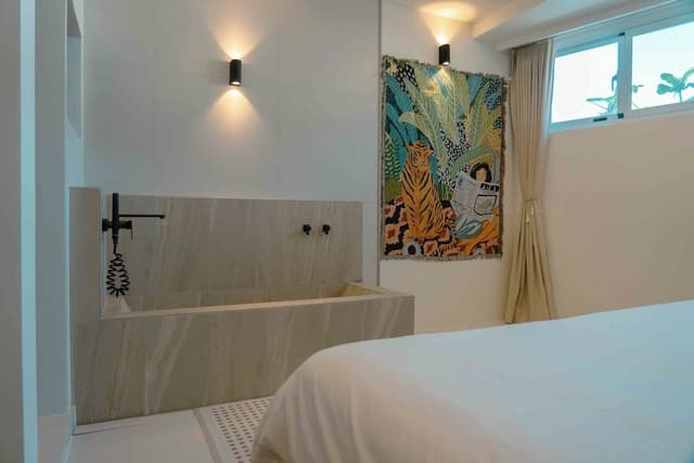 Elite Double Room (102)