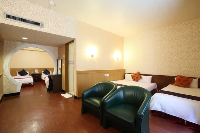 Standard Quadruple Room