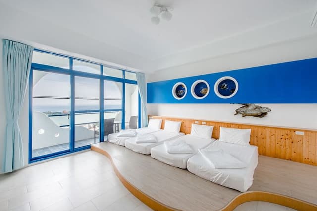 Standard Quadruple Room, Ocean View
