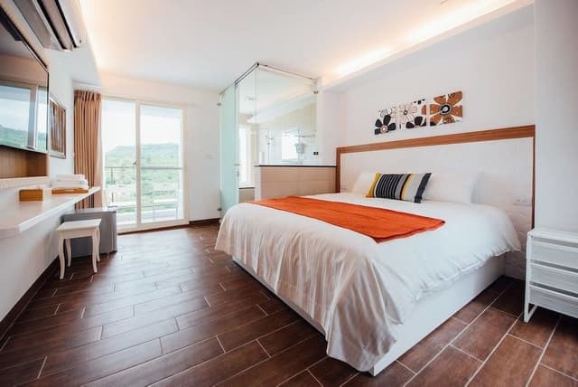 Basic Double Room, 1 Bedroom, Bathtub, Mountain View