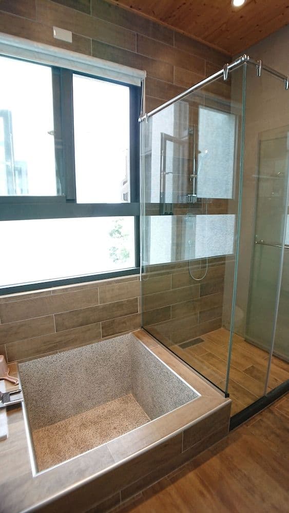 Deluxe Double Room, 1 Double Bed, Non Smoking, Bathtub
