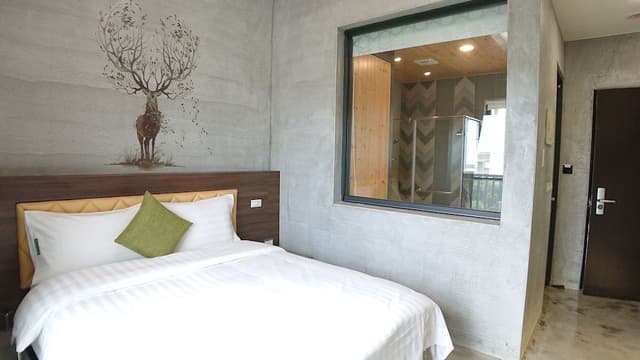 Superior Double Room, 1 Double Bed, Non Smoking, Bathtub