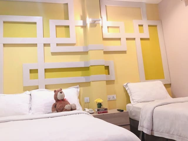 Deluxe Triple Room - 1 Queen Bed and 1 Single Bed