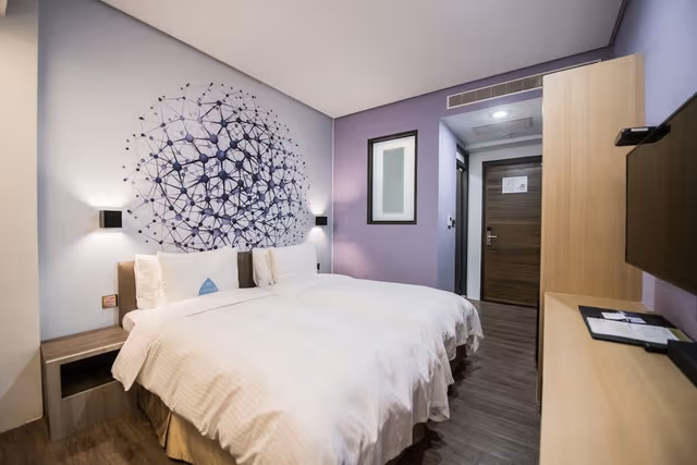 Standard Twin Room, 2 Twin Beds, City View