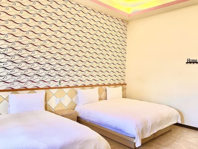 Quadruple Room (A01)