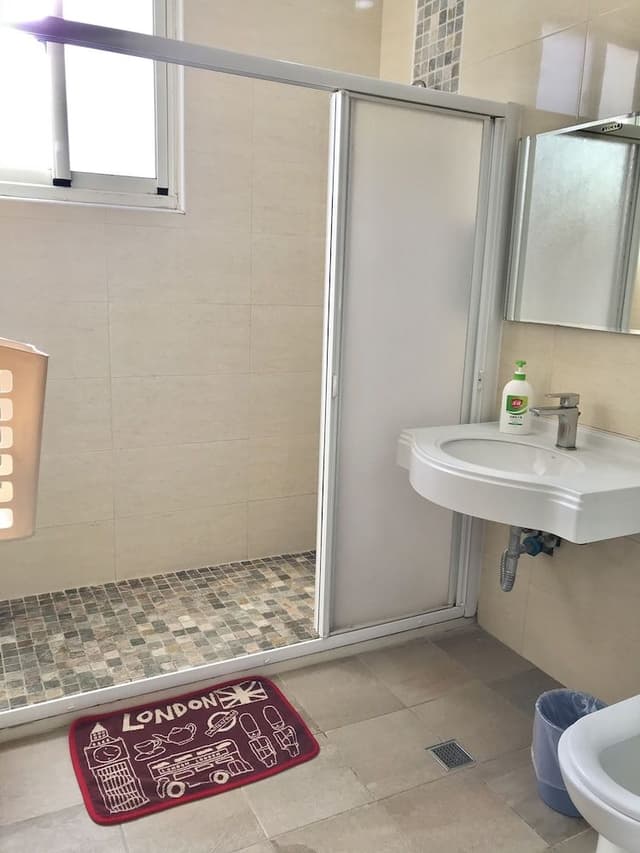 Quadruple Room (A01)