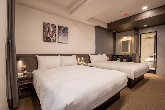 Deluxe Quadruple Room