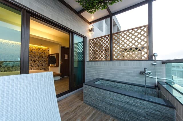 Panoramic Double Room, Canal View
