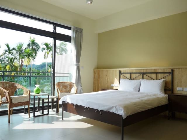 Grand Quadruple Room, 1 Bedroom, Hot Tub, Mountain View