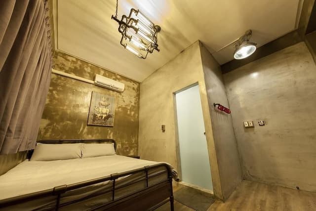 Standard Double Room (Industrial)