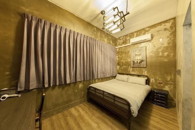 Standard Double Room (Industrial)