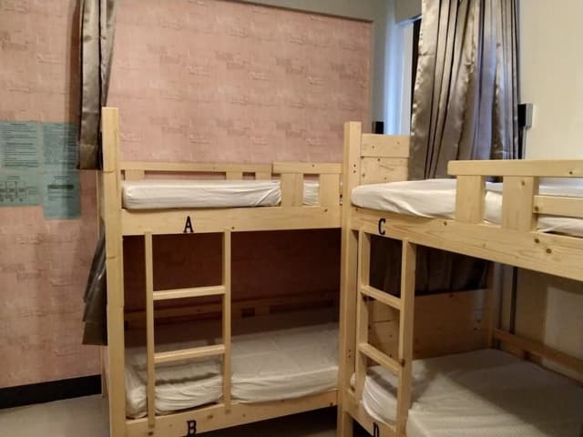 Shared Dormitory, Women only
