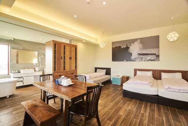 Panoramic Triple Room