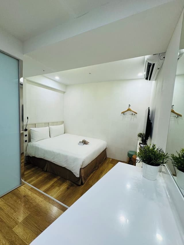 Classic Double Room (No Window)