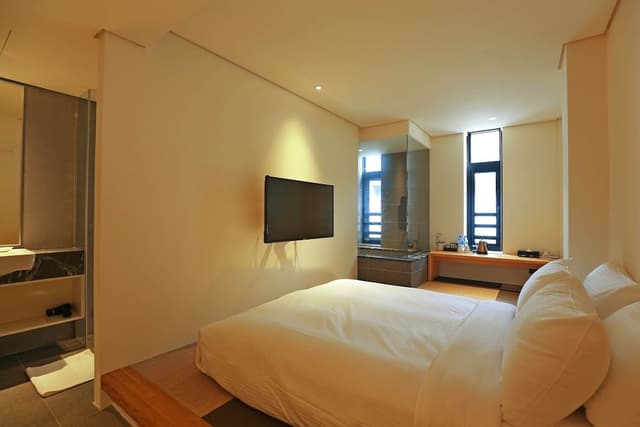 Economy Double Room