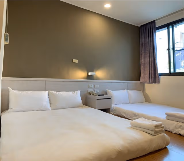 Deluxe Quadruple Room, 2 Double Beds, Non Smoking