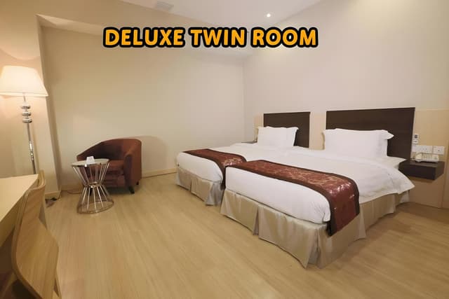Deluxe Twin Balcony