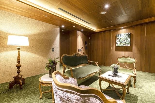 Premium Suite