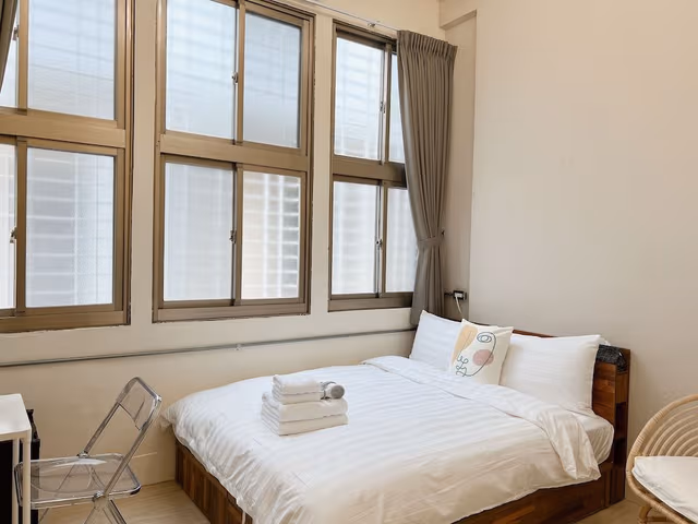 Double Room, Non Smoking, Private Bathroom (C)