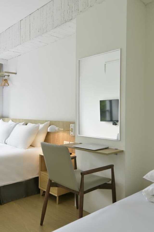 Standard Quadruple Room, Non Smoking