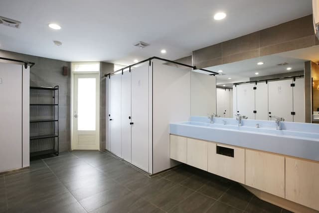 Elite Shared Dormitory, Mixed Dorm, Non Smoking, Shared Bathroom