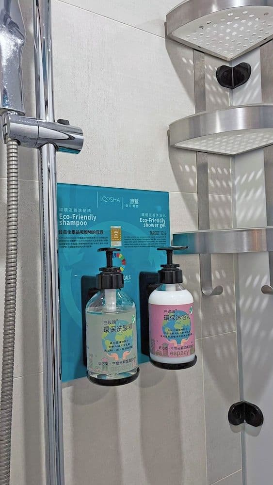 Standard Shared Dormitory, Women only, Non Smoking, Shared Bathroom