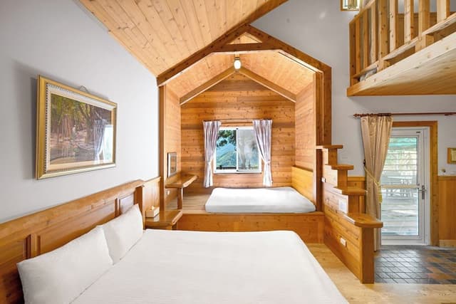 Family Mountain View Room