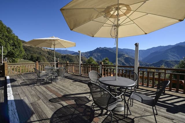 Family Mountain View Room