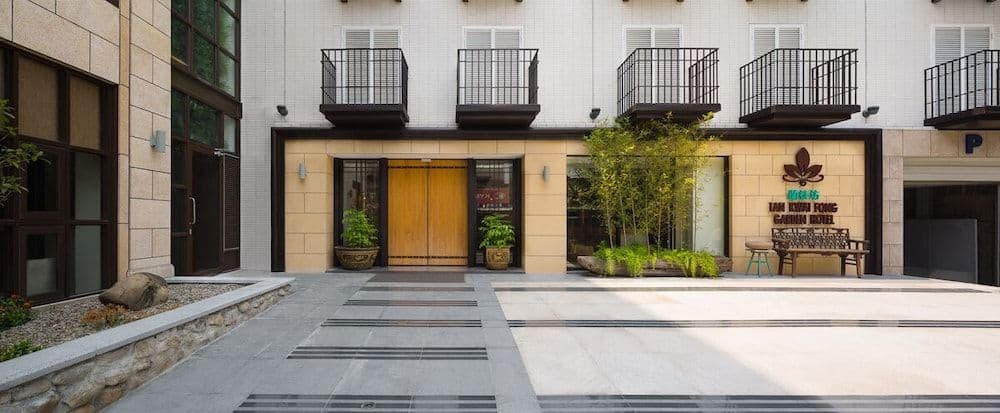 Lan Kwai Fong Garden Hotel