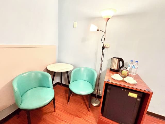 Standard Room (No Pets Allowed)