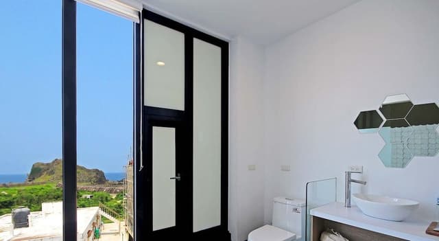Standard Double Room, 1 King Bed, Ocean View