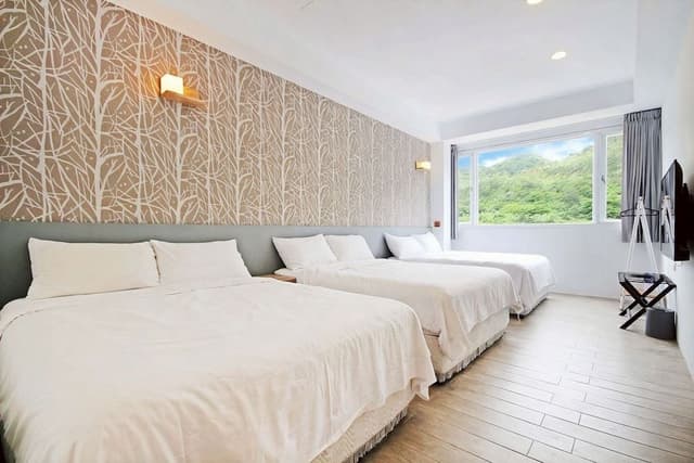 Family Suite, Multiple Beds, Mountain View