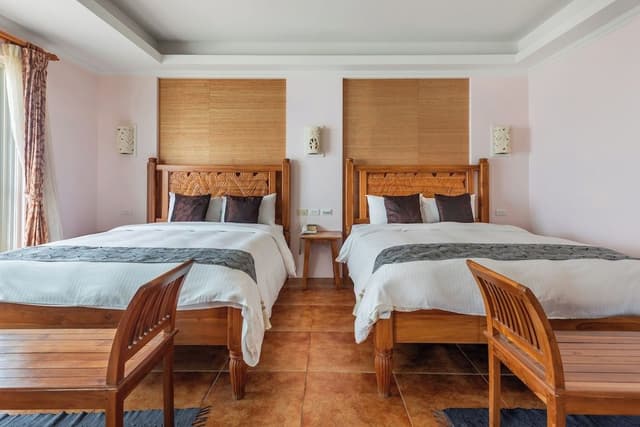 Quadruple room with balcony