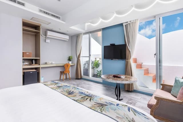 Deluxe Double Room with Balcony