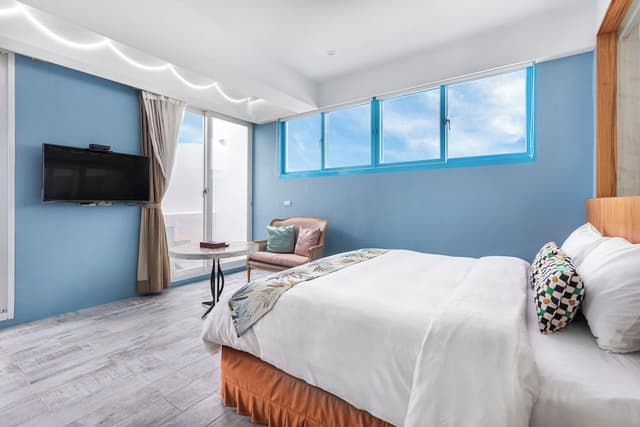 Deluxe Double Room with Balcony