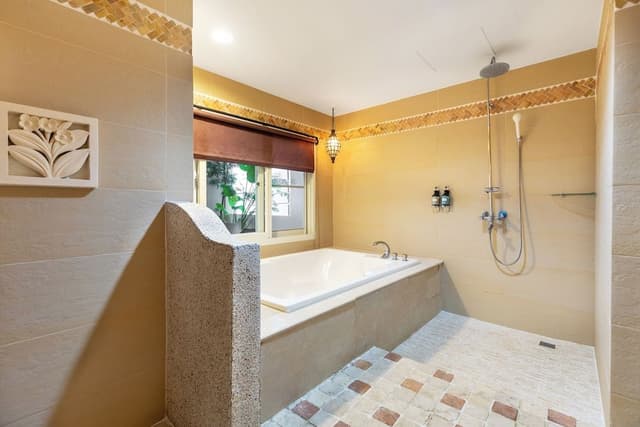 Quadruple room with balcony