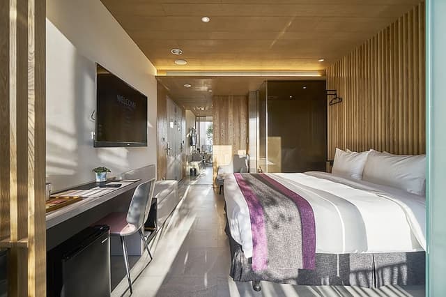 Deluxe Double Room A