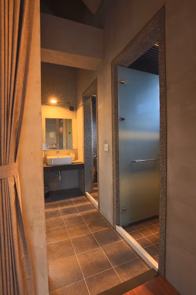 Quadruple Room, 2 Queen Beds, Non Smoking, Mountain View