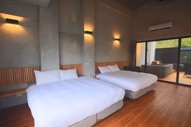 Quadruple Room, 2 Queen Beds, Non Smoking, Mountain View