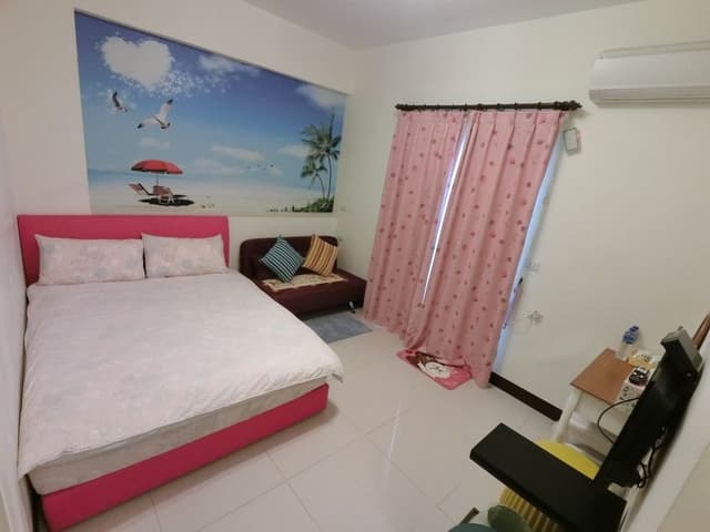 Standard Double Room (301)