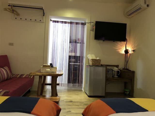Economy Twin Room
