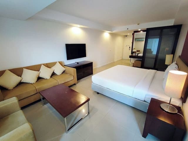 Studio Connecting Room