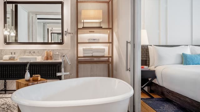 Room, 1 King Bed, Pool Access, Resort View (Essential)