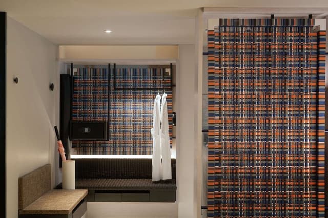 Room, 1 King Bed (Plunge Pool)
