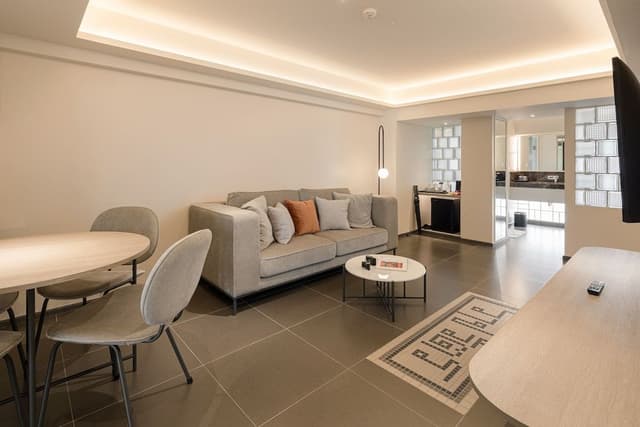 Suite